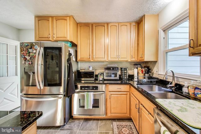 7726 SEVEN LOCKS RD, Bethesda, MD 20817