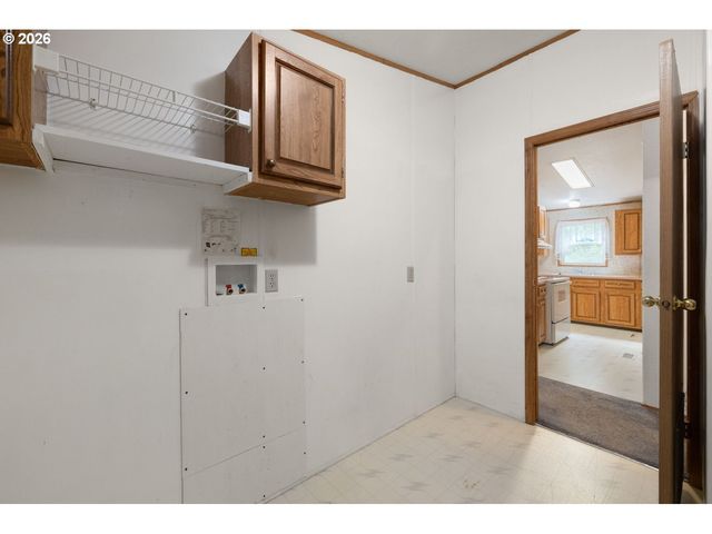 16300 Se HIGHWAY 224 10, Damascus, OR 97089