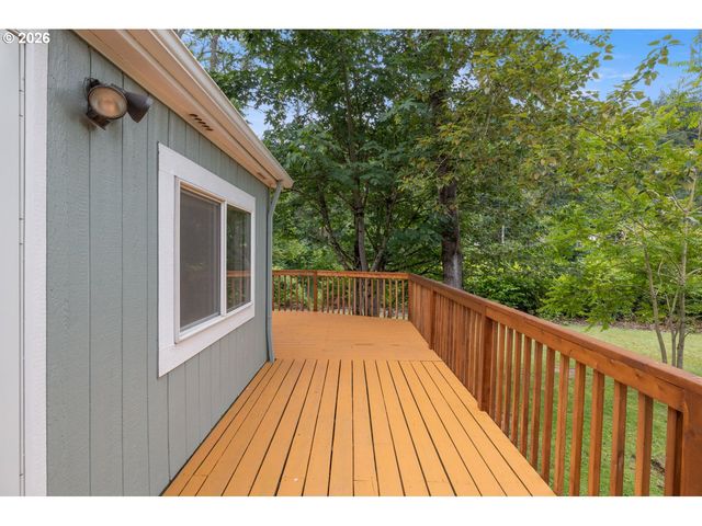 16300 Se HIGHWAY 224 10, Damascus, OR 97089