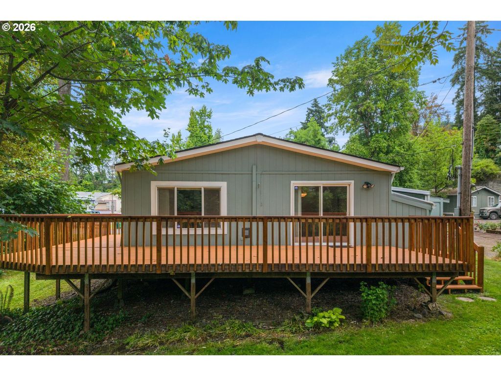 16300 Se HIGHWAY 224 10, Damascus, OR 97089