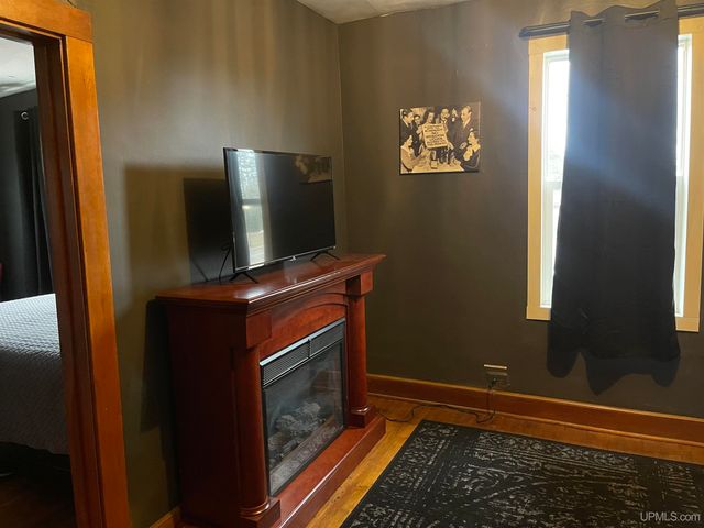 400 Silver Street, Ironwood, MI 49938