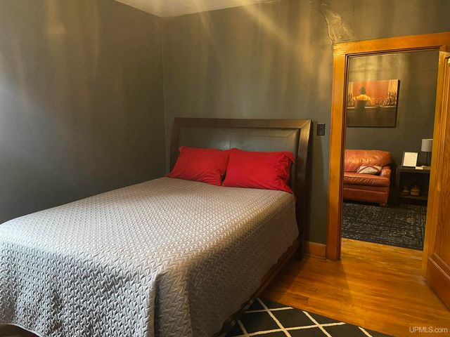 400 Silver Street, Ironwood, MI 49938