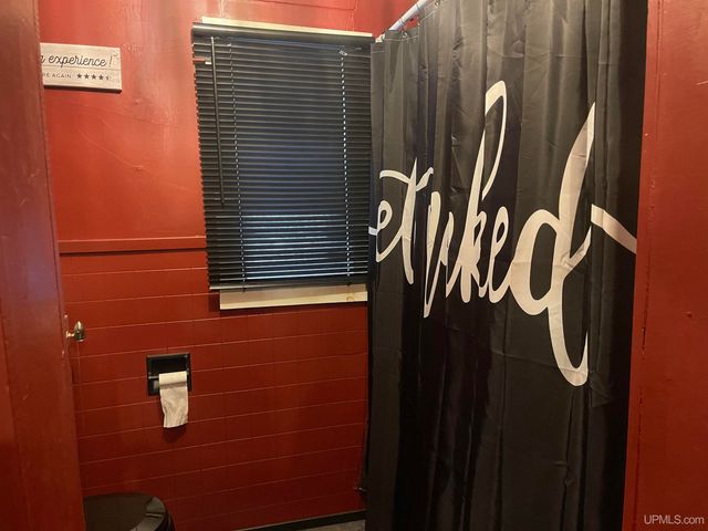 400 Silver Street, Ironwood, MI 49938