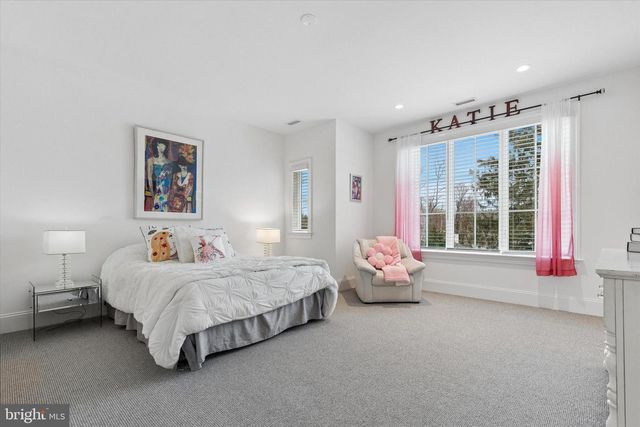 26 RUE ST HONORE, Wayne, PA 19087