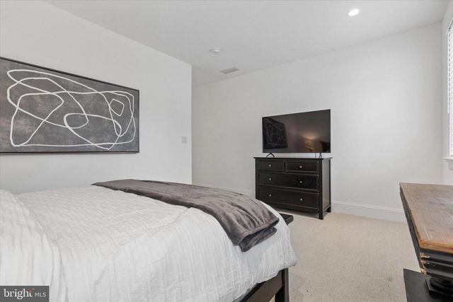 26 RUE ST HONORE, Wayne, PA 19087