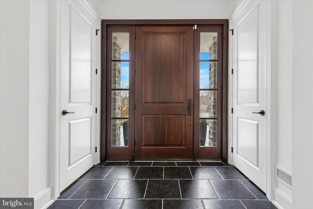 26 RUE ST HONORE, Wayne, PA 19087