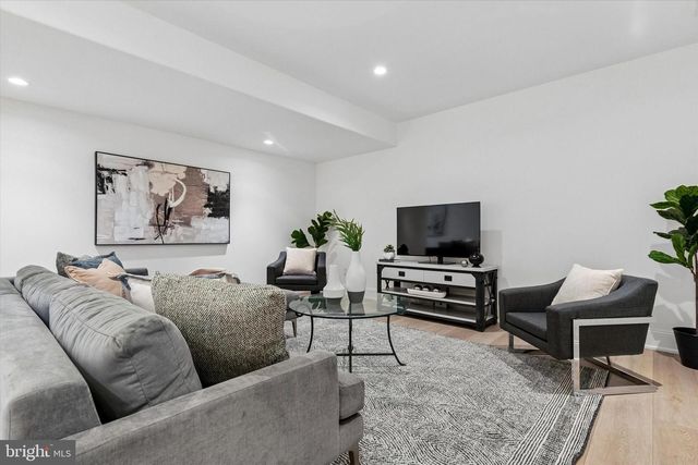 26 RUE ST HONORE, Wayne, PA 19087