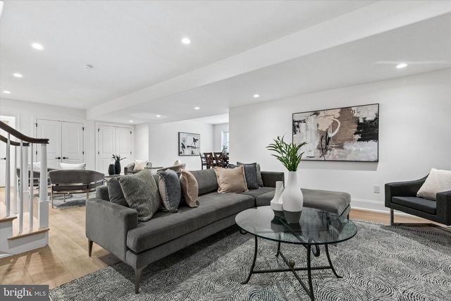 26 RUE ST HONORE, Wayne, PA 19087