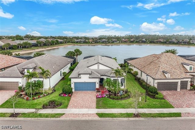 7631 Winding Cypress DR, Naples, FL 34114