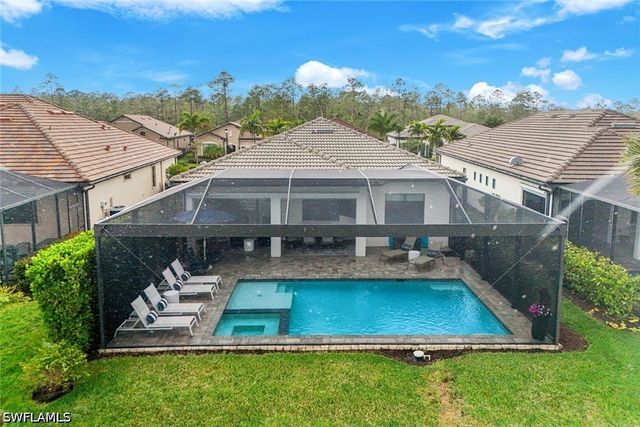 7631 Winding Cypress DR, Naples, FL 34114