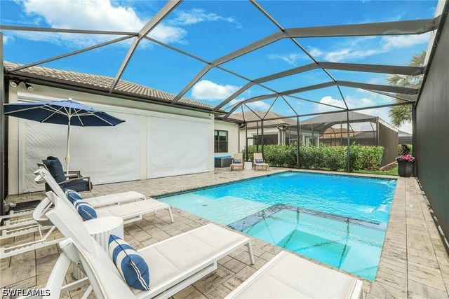 7631 Winding Cypress DR, Naples, FL 34114