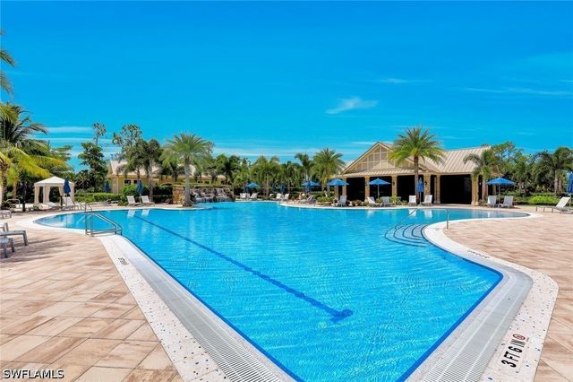 7631 Winding Cypress DR, Naples, FL 34114