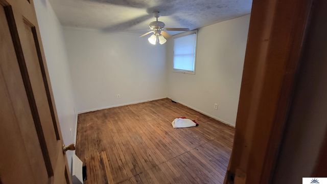 20461 Victor Avenue, Elkhorn, NE 68022