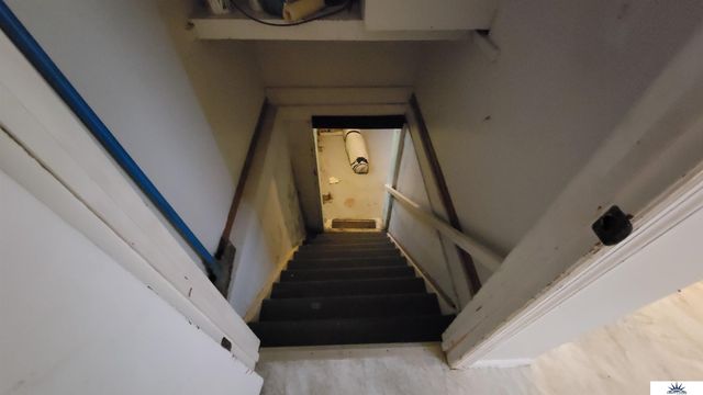 20461 Victor Avenue, Elkhorn, NE 68022