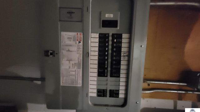 20461 Victor Avenue, Elkhorn, NE 68022