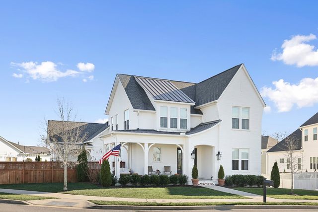 346 Azalea Cir, Hendersonville, TN 37075