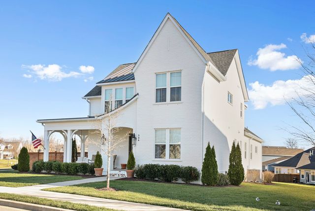 346 Azalea Cir, Hendersonville, TN 37075