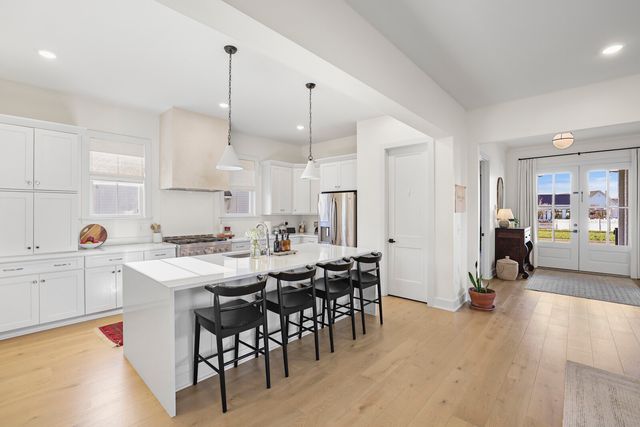 346 Azalea Cir, Hendersonville, TN 37075