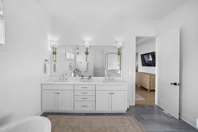 346 Azalea Cir, Hendersonville, TN 37075