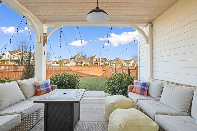 346 Azalea Cir, Hendersonville, TN 37075