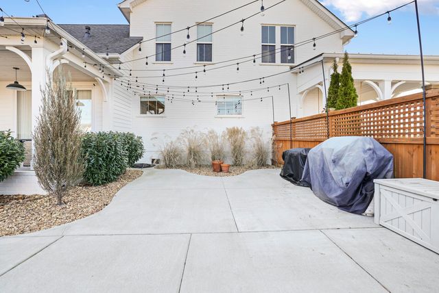 346 Azalea Cir, Hendersonville, TN 37075