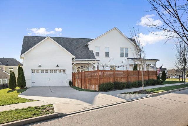 346 Azalea Cir, Hendersonville, TN 37075