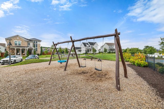 346 Azalea Cir, Hendersonville, TN 37075