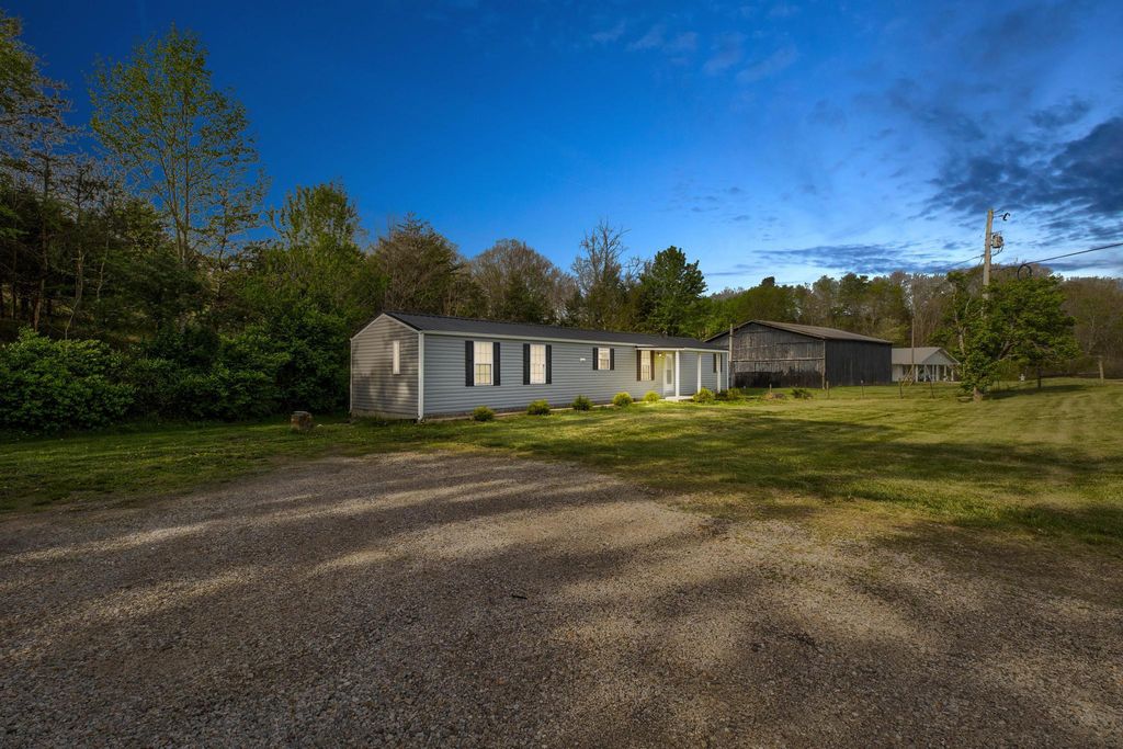7565 Cream Alley Road, Jeffersonville, KY 40337