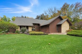 2029 Deer Trail, Warsaw, IN 46580
