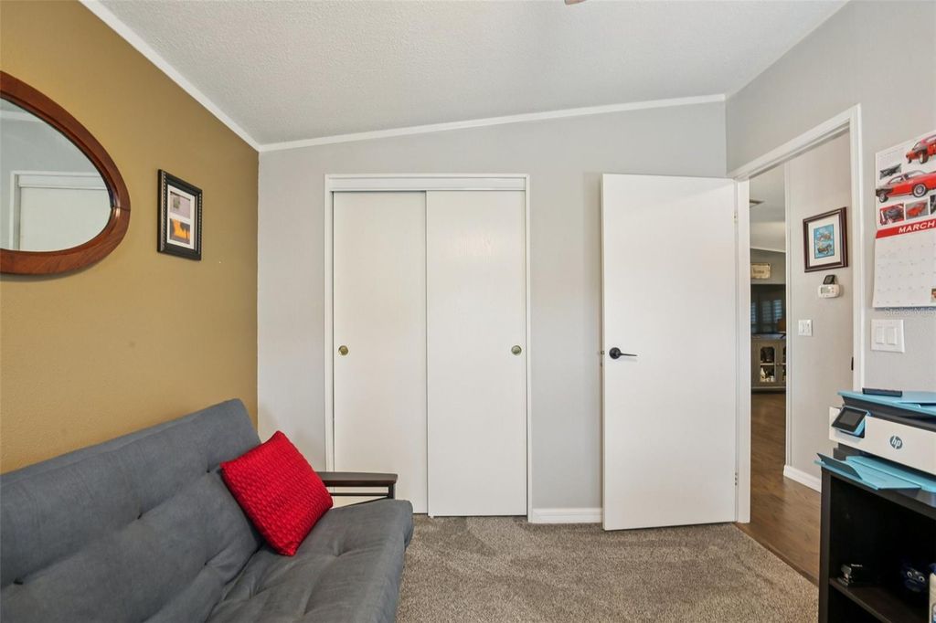 Image 19 of property listing at 358 LAKE WAY, Oldsmar, FL 34677