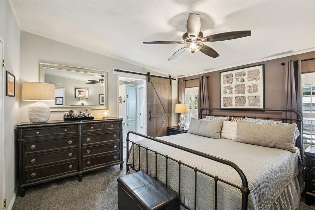 Image 25 of property listing at 358 LAKE WAY, Oldsmar, FL 34677