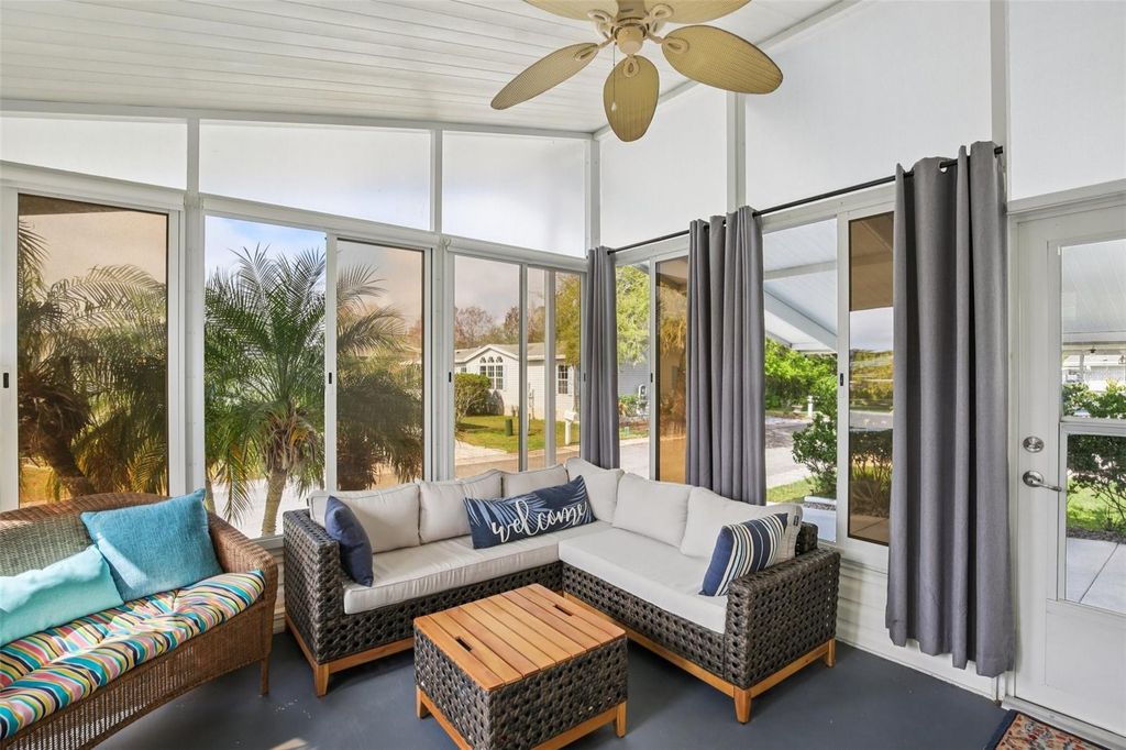 Image 32 of property listing at 358 LAKE WAY, Oldsmar, FL 34677