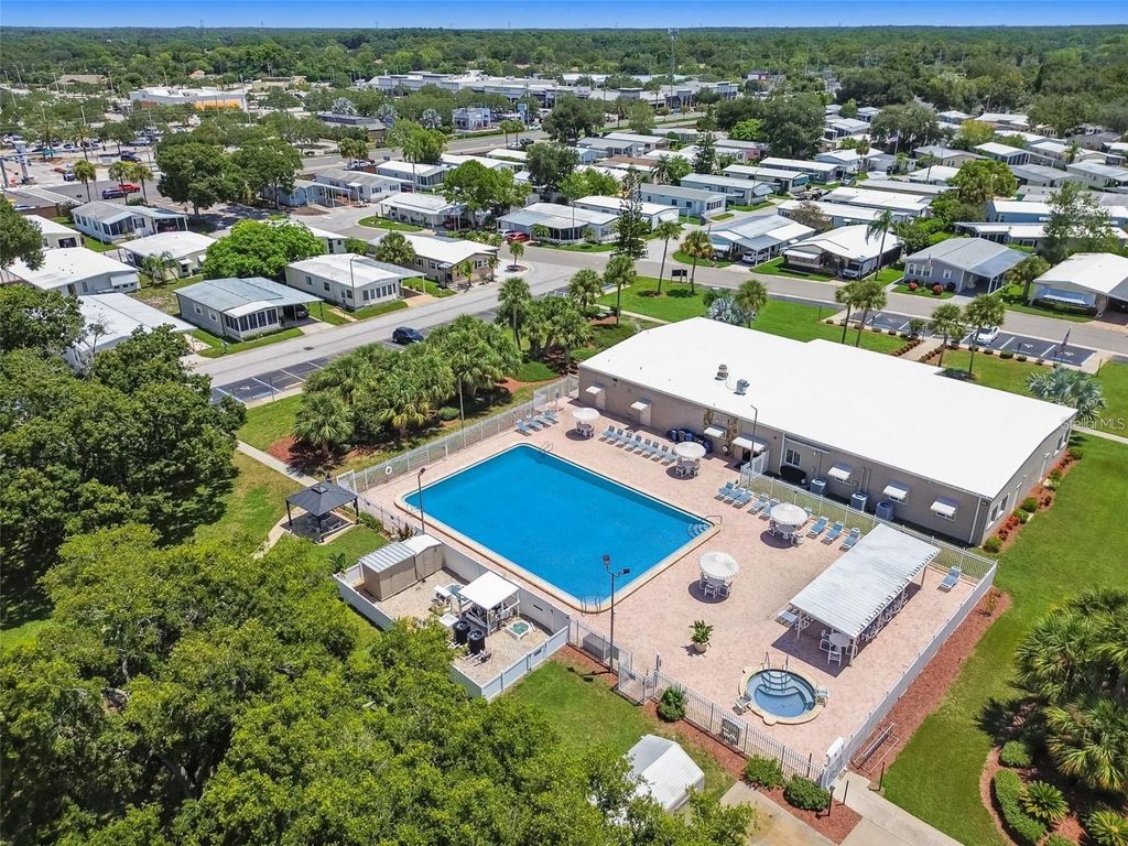 Image 36 of property listing at 358 LAKE WAY, Oldsmar, FL 34677