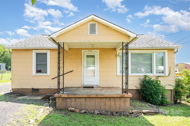 127 Bristol Road, Statesville, NC 28677