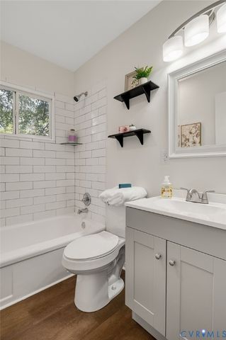 2504 Redwood Ave, Richmond, VA 23223