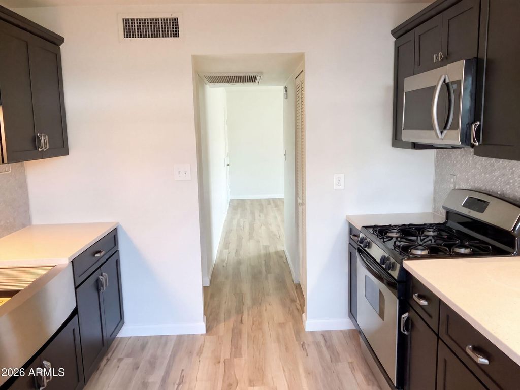 3544 W SIERRA VISTA Drive, Phoenix, AZ 85019 — photo 2