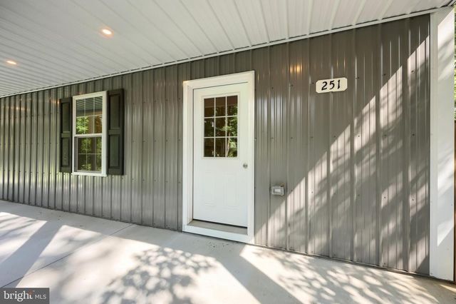 251 HIGHVIEW DR, Airville, PA 17302
