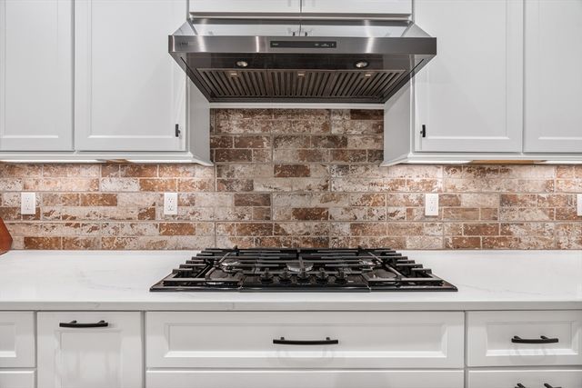 12 Tanya Lane, Brentwood, NH 03833