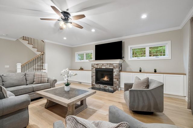 12 Tanya Lane, Brentwood, NH 03833