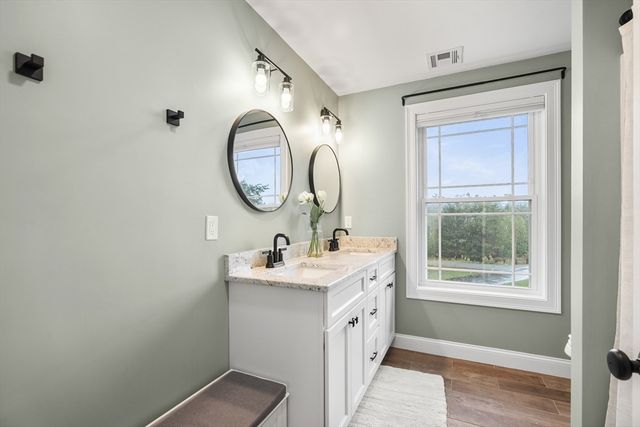 12 Tanya Lane, Brentwood, NH 03833