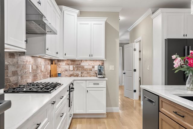 12 Tanya Lane, Brentwood, NH 03833