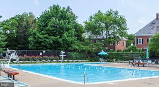 3373 S STAFFORD ST #A2, Arlington, VA 22206