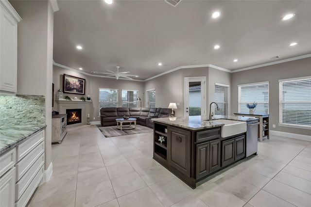 22 Cottage Glen Lane, Fulshear, TX 77441