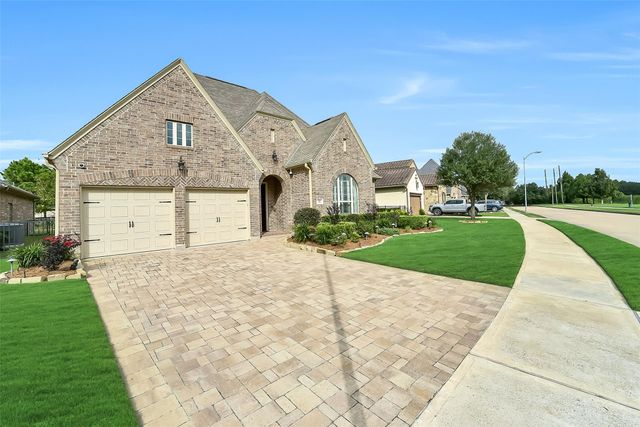 22 Cottage Glen Lane, Fulshear, TX 77441