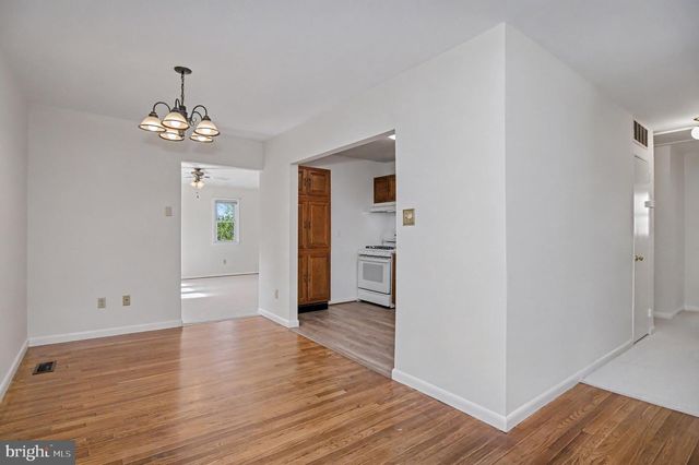 4026 WALTERS CT, Fairfax, VA 22030