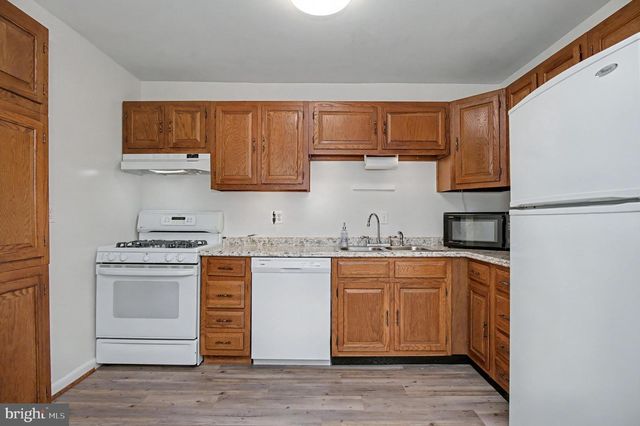 4026 WALTERS CT, Fairfax, VA 22030