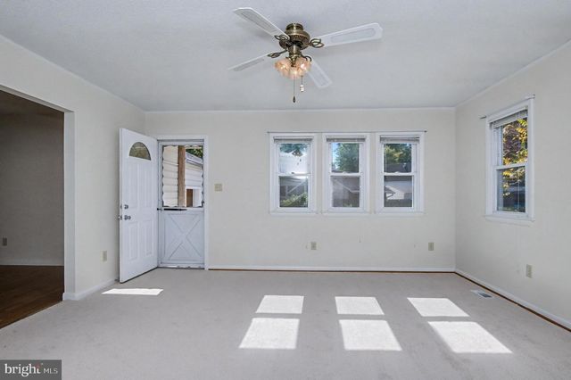 4026 WALTERS CT, Fairfax, VA 22030