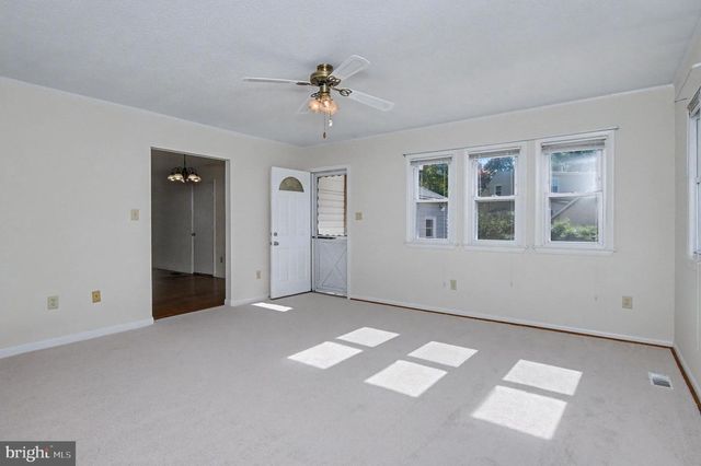 4026 WALTERS CT, Fairfax, VA 22030