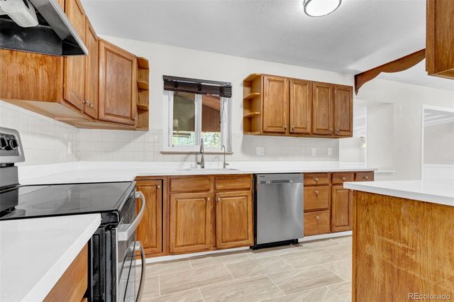 8601 Concord Lane, Westminster, CO 80031