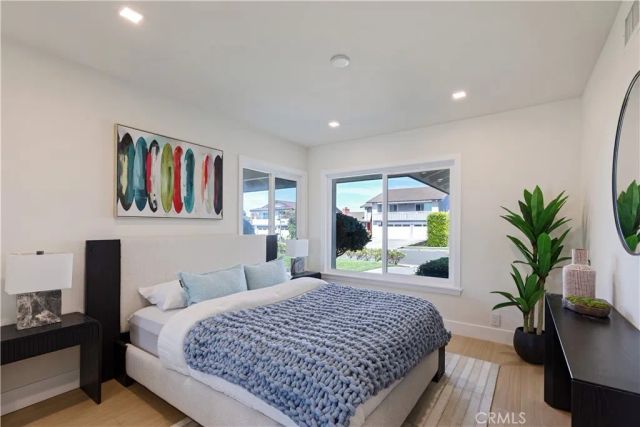 3501 Sausalito, Corona Del Mar, CA 92625